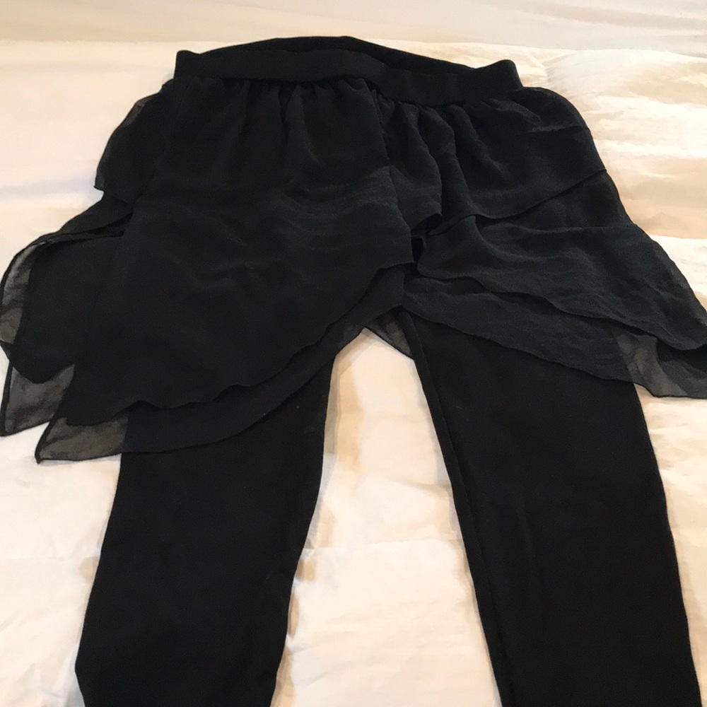 Leggings.